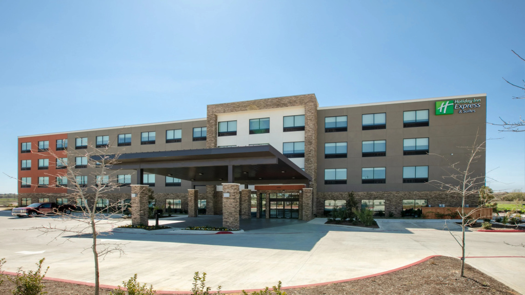 photo 1 of Holiday Inn Express & Suites Fort Worth North - Northlake by IHG