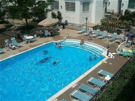 photo 1 of Holiday Inn Louisville-I-264 (Arpt Area E)