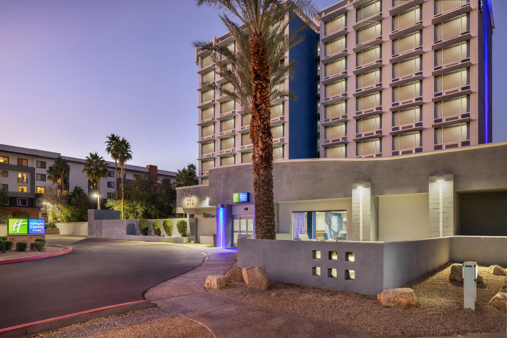 photo 1 of Holiday Inn Express & Suites Phoenix Midtown by IHG
