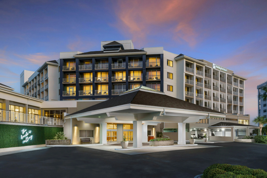 photo 1 of Holiday Inn Resort Lumina on Wrightsville Beach by IHG