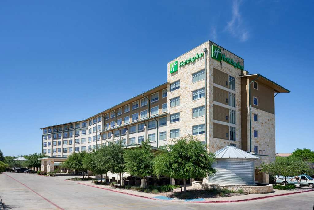 photo 1 of Holiday Inn San Antonio Northwest - SeaWorld Area
