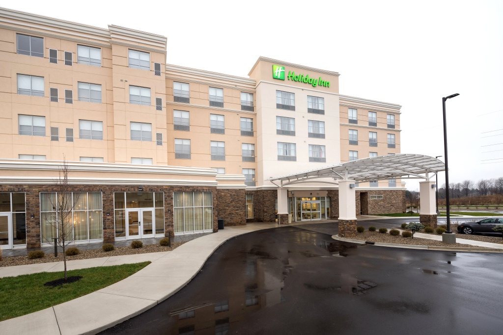 photo 1 of Holiday Inn & Suites Detroit - Troy by IHG