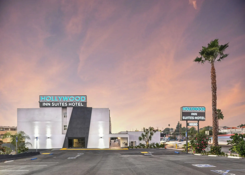 photo 1 of Hollywood Inn Suites Hotel