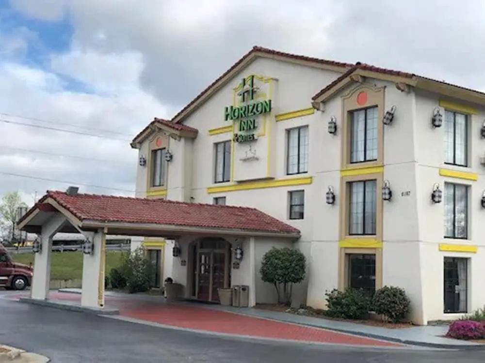 photo 1 of Horizon Inn & Suites