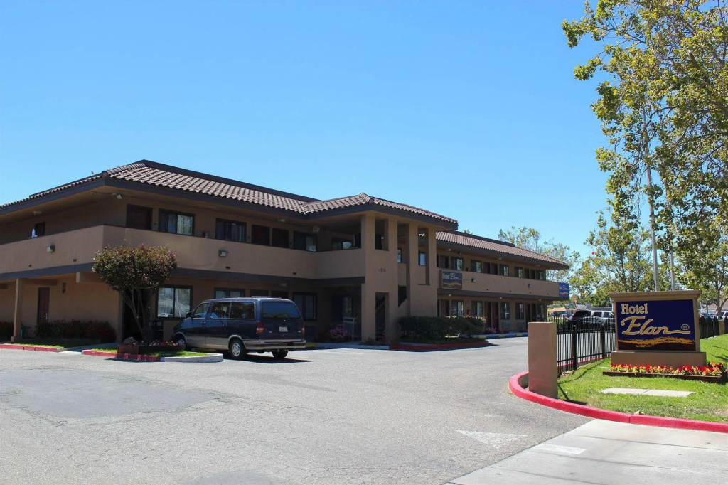 photo 1 of Signature Inn San Jose