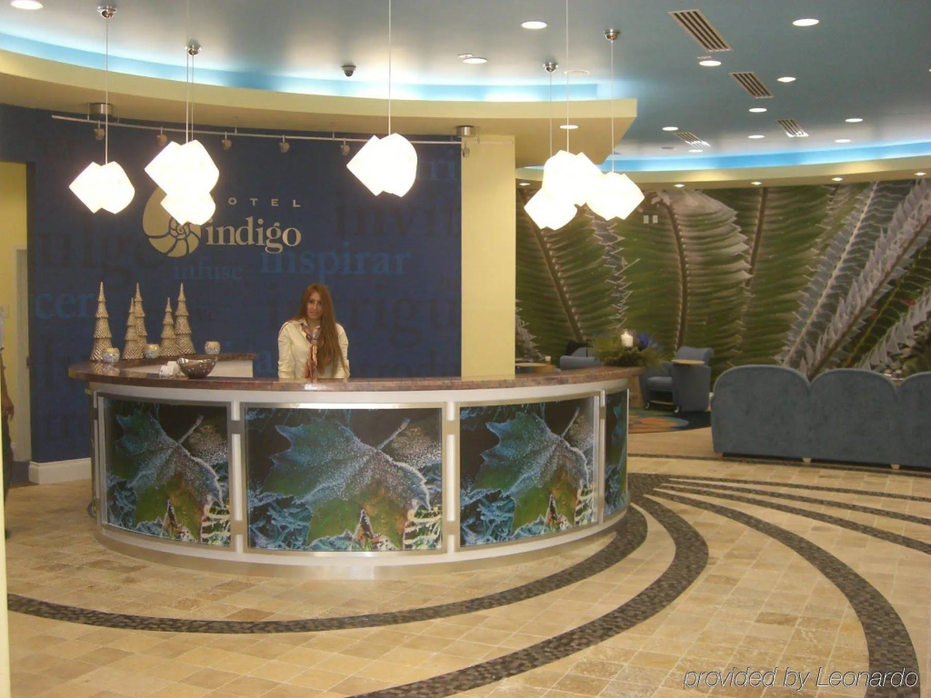 photo 1 of Miami Lakes Hotel and Golf