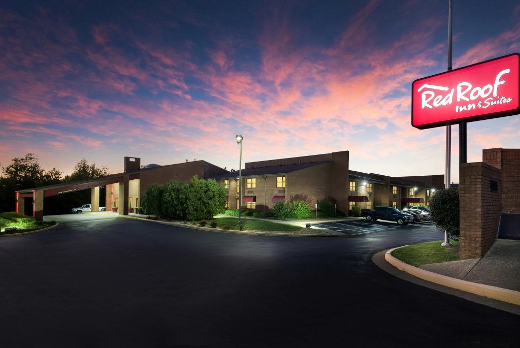 photo 1 of Red Roof Inn & Suites Lexington - Hamburg