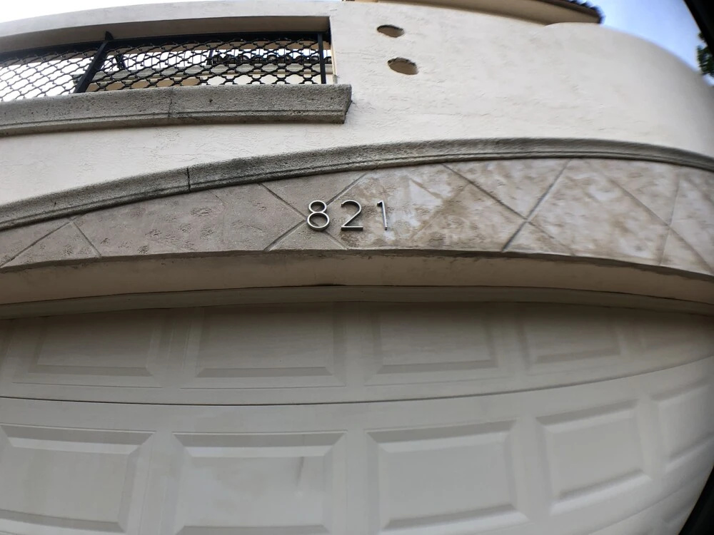 photo 1 of Huge House in Fort Lauderdale - 821