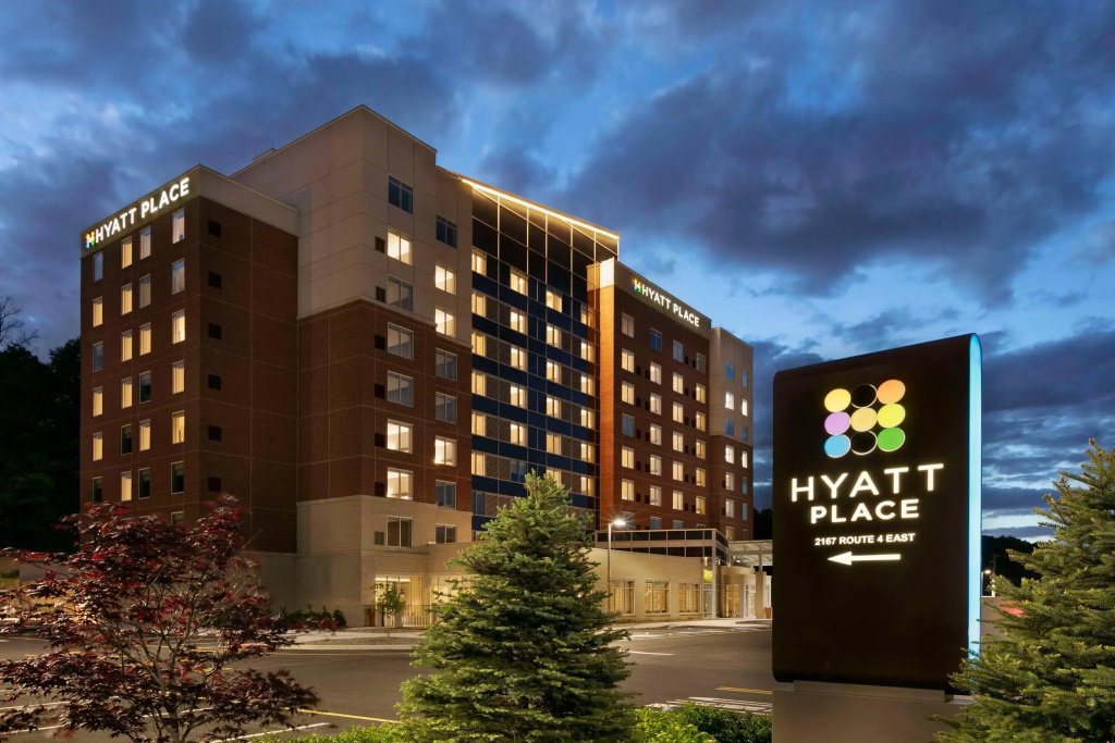 photo 1 of Hyatt Place Fort Lee / George Washington Bridge