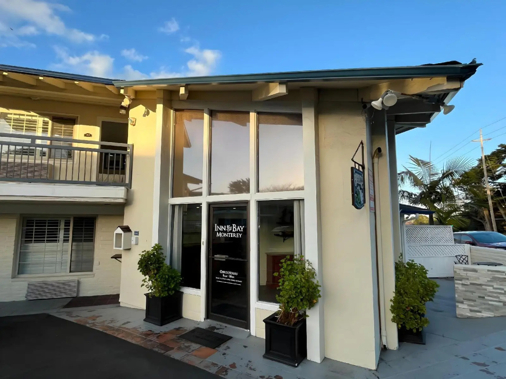 photo 1 of Inn By the Bay Monterey