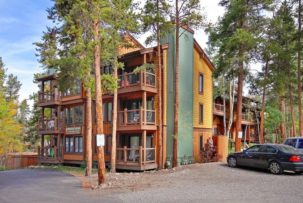 photo 1 of Inner Circle #6 (Condo with Pool & Hot Tub)