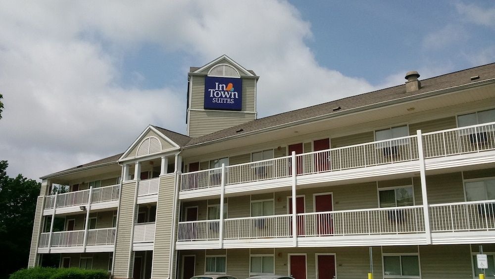 photo 1 of InTown Suites Extended Stay Birmingham AL - Huffman Road