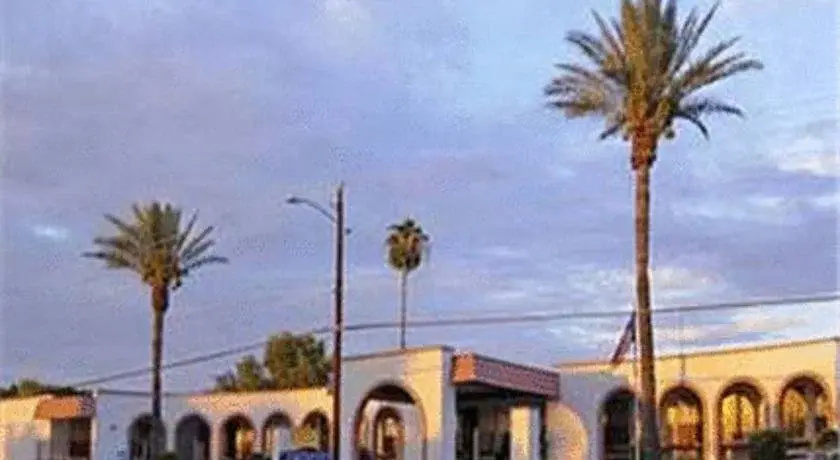 photo 1 of Knights Inn Phoenix Airport