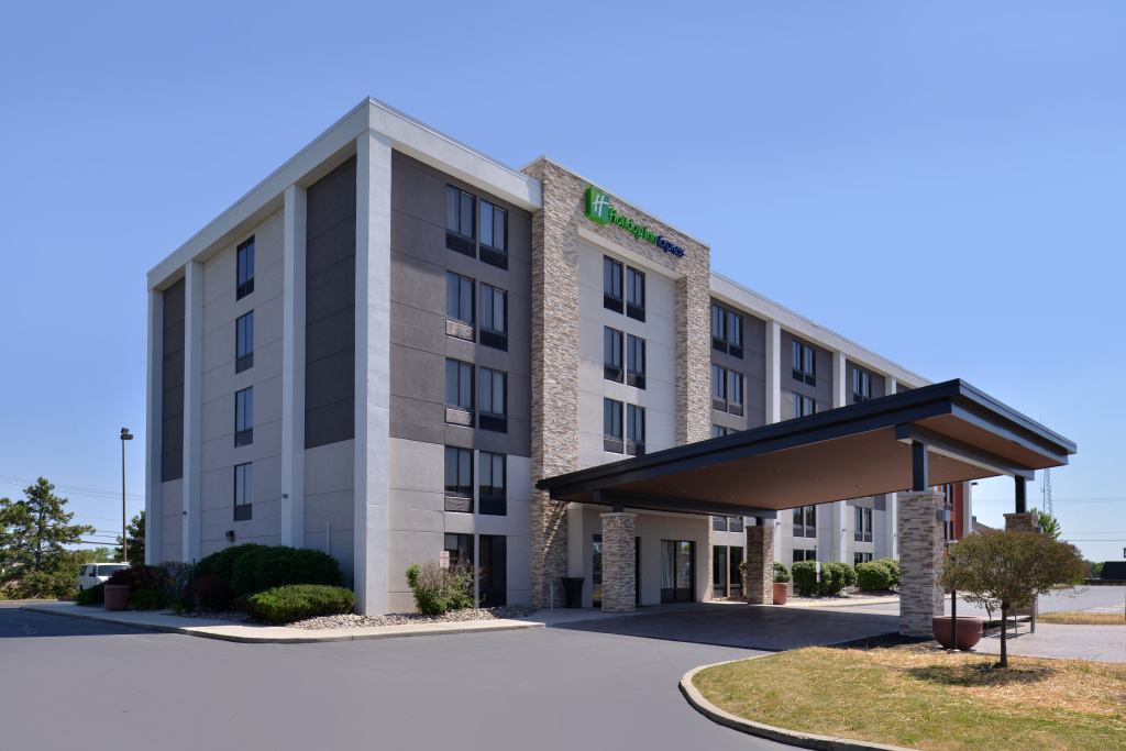 photo 1 of Holiday Inn Express Rochester - University Area by IHG