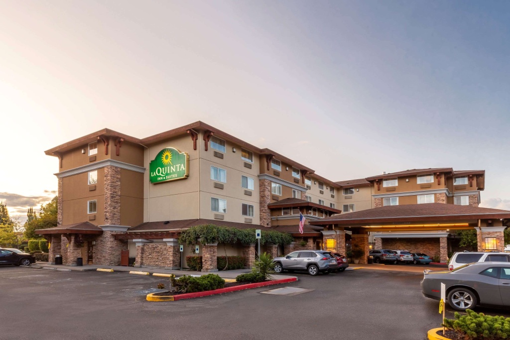 photo 1 of La Quinta Inn & Suites by Wyndham Vancouver