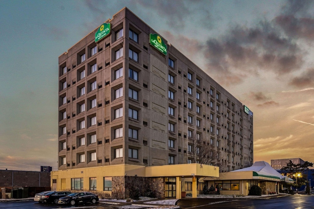 photo 1 of La Quinta Inn & Suites New Haven
