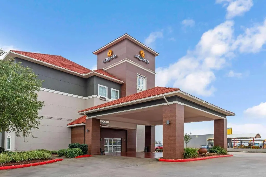 photo 1 of La Quinta Inn & Suites Orange