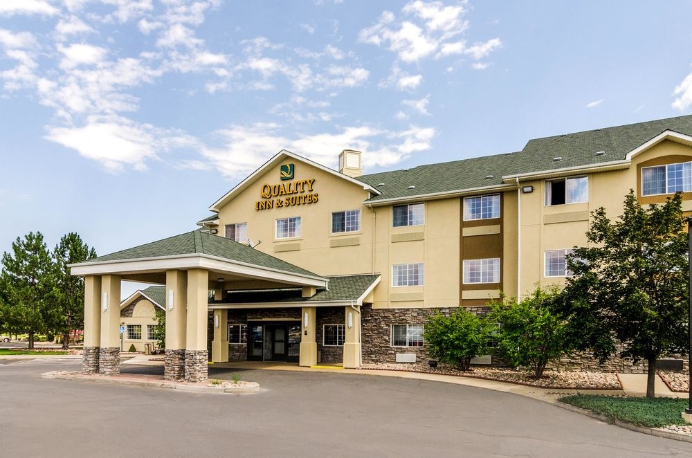 photo 1 of La Quinta Inn & Suites Westminster Promenade