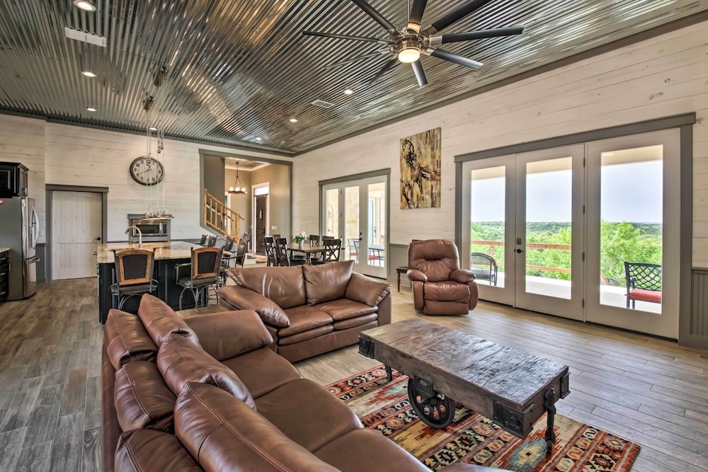 photo 1 of 'ladera' Wimberley Estate on 13 Acres w/ Hot Tub