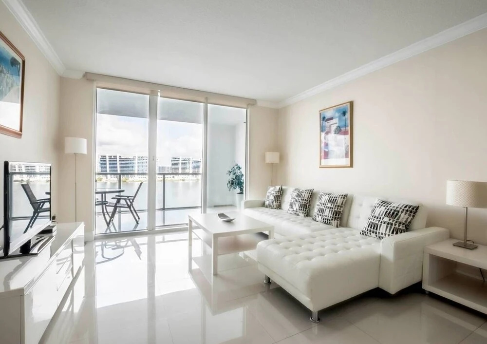 photo 1 of Le Marina Bay 1006 by Go Florida Condo Sunny Isles