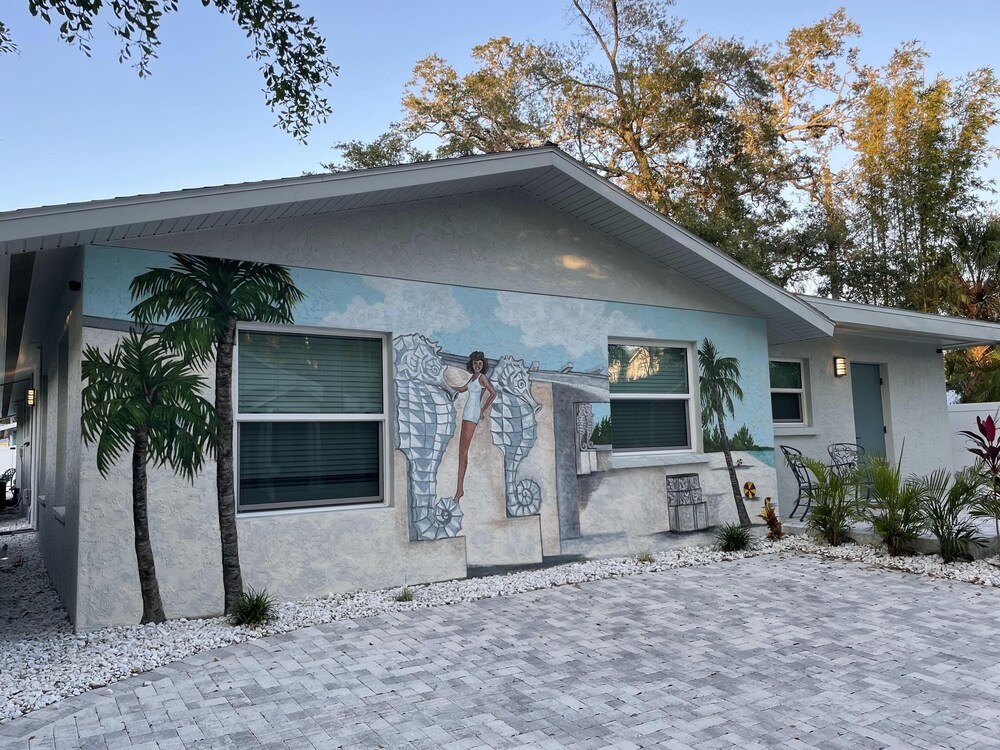 photo 1 of Lime Bungalow