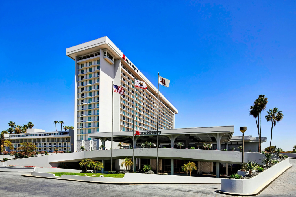 photo 1 of Los Angeles Airport Marriott