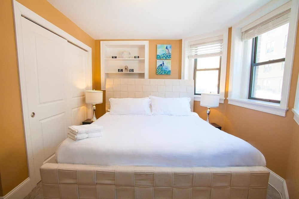 photo 1 of Lux Condo Near Boston - 3 King Beds 2 Bath-parking