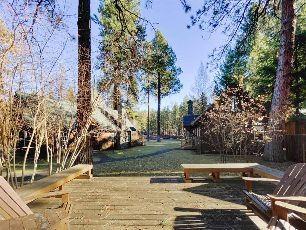 photo 1 of Metolius Cabin 11