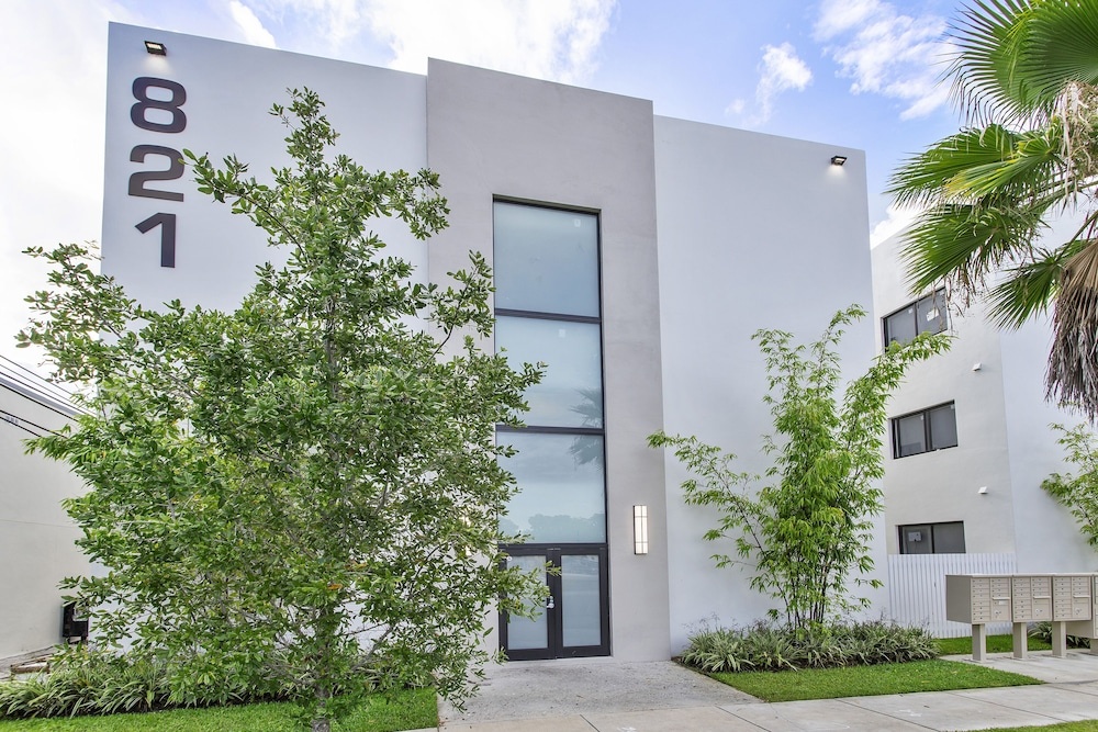 photo 1 of Miami Suite 101