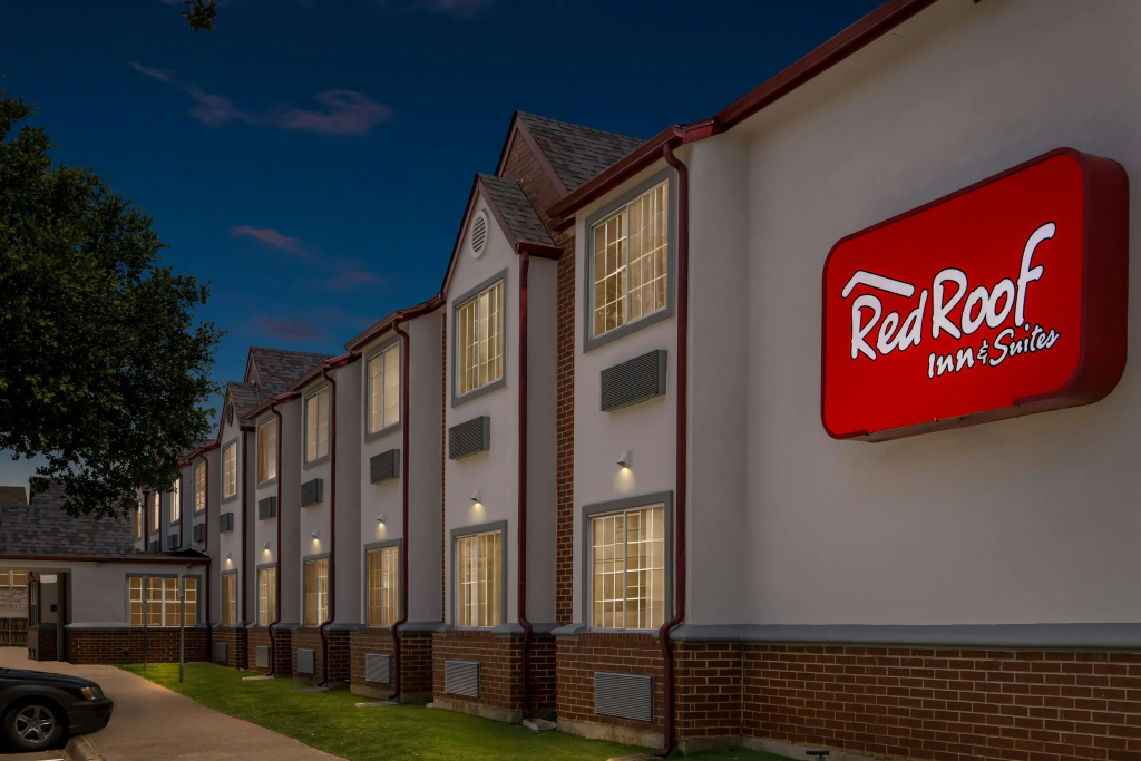 photo 1 of Red Roof Inn & Suites Euless - DFW Airport Southwest