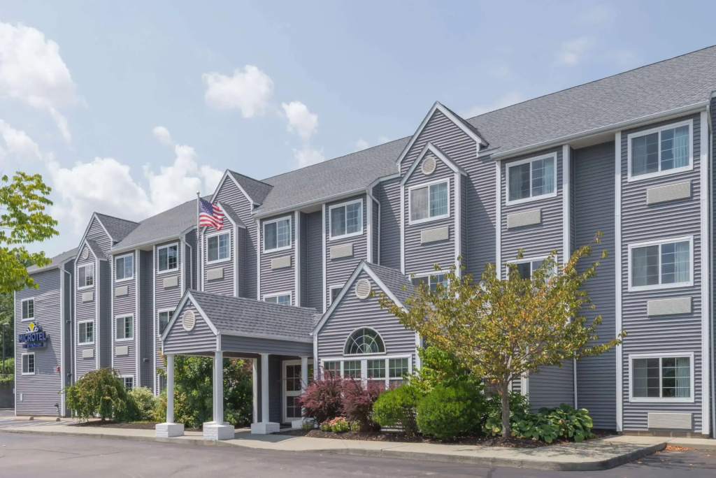 photo 1 of Microtel Inn & Suites by Wyndham Uncasville Casino Area