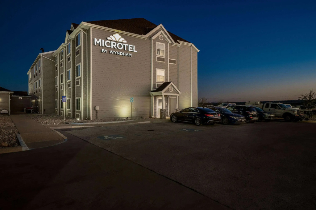 photo 1 of Microtel Inn & Suites by Wyndham Sweetwater