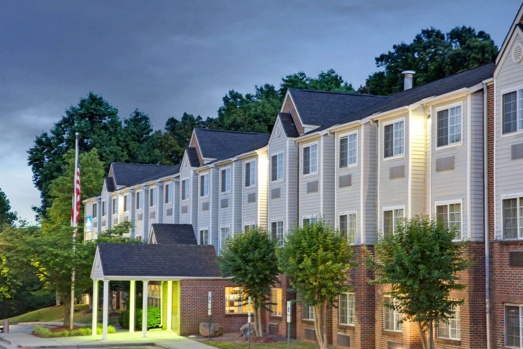 photo 1 of Microtel Inn by Wyndham Charlotte/University Place