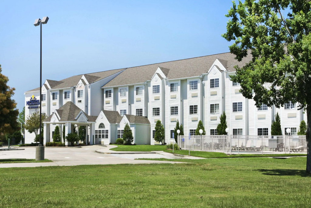 photo 1 of Microtel Inn & Suites by Wyndham Baton Rouge