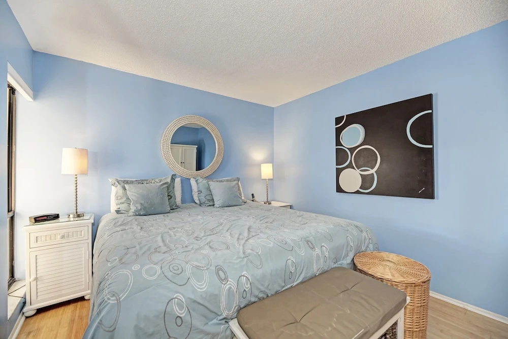 photo 1 of Midnight Cove Ii 822f - Relaxing Vacation Rental! 2 Bedroom Condo