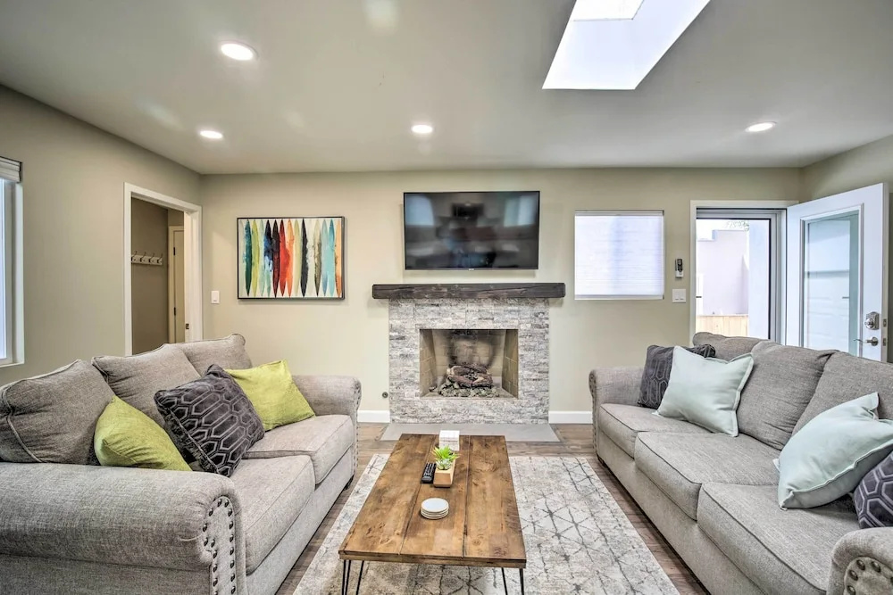 photo 1 of Coastal Carlsbad Home: 1 Mi to Beach & Downtown
