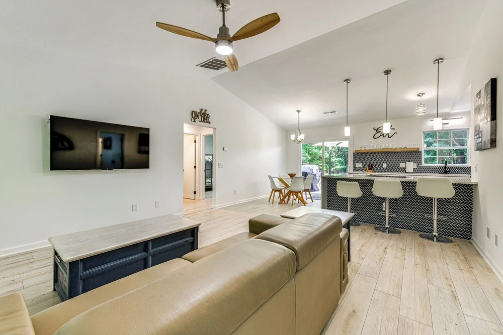 photo 1 of Mooresville Retreat w/ Patio, 1 Mi to Lake Norman!