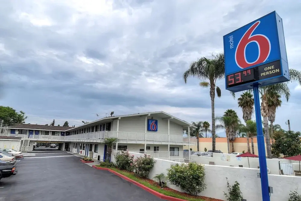 photo 1 of Motel 6 Los Angeles El Monte