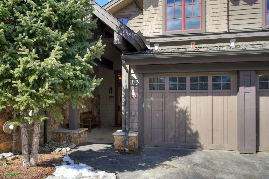 photo 1 of Mountain Thunder Lodge, A Vail Resorts Property
