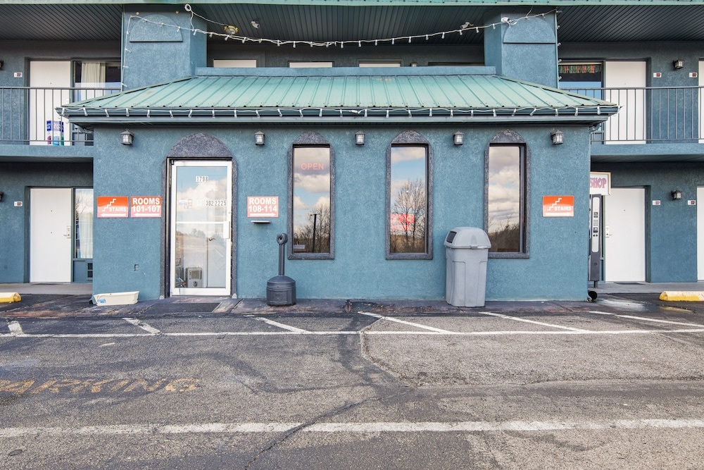 photo 1 of Mountainview Inn