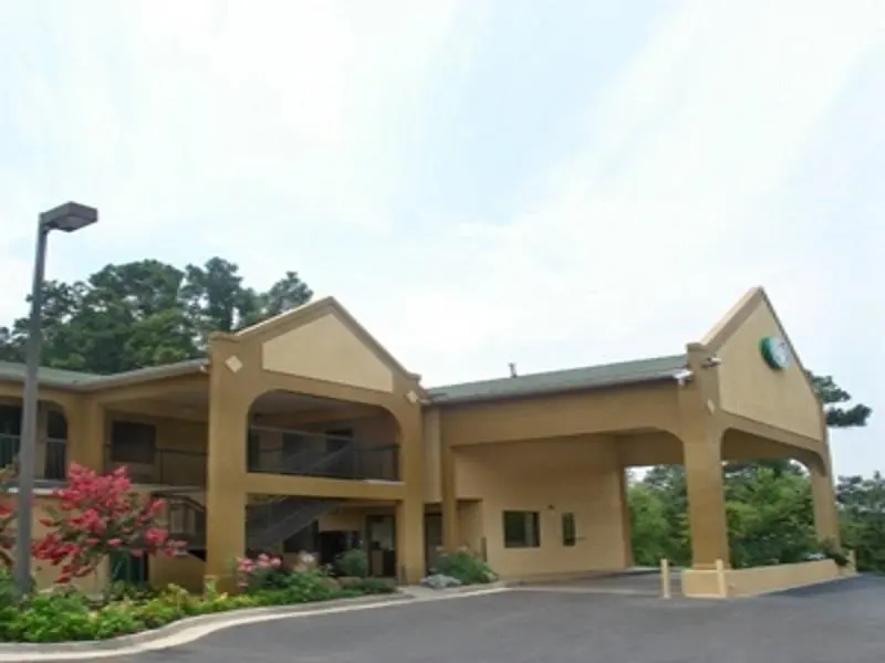 photo 1 of Green Roof Inn and Suites Kennesaw