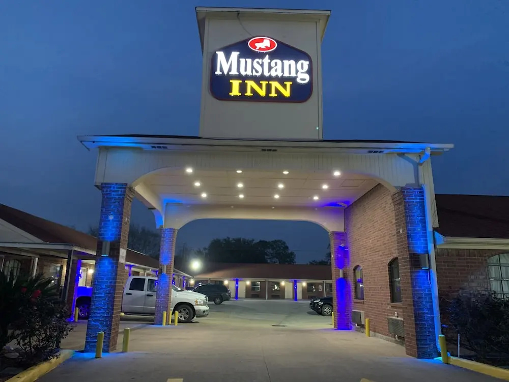 photo 1 of Mustang Inn