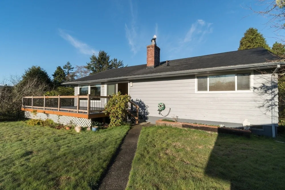 photo 1 of Necanicum West 3 Bedrooms 2.5 Bathrooms Home