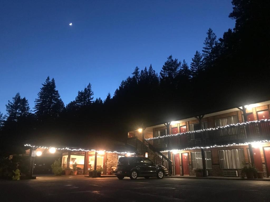 photo 1 of The Occidental Lodge
