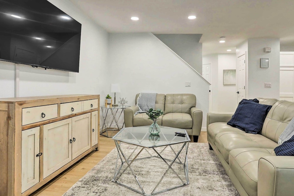 photo 1 of 13 Mi to Dtwn Denver: Northglenn Townhome w/ Patio
