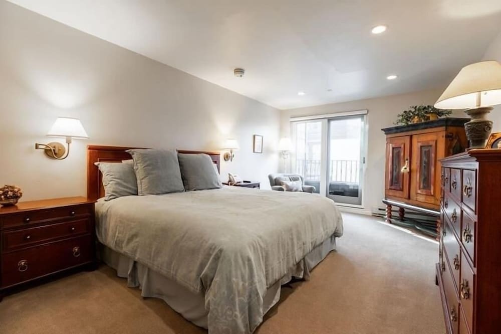 photo 1 of Northwood's Juniper 311 6 Bedroom Condo by RedAwning