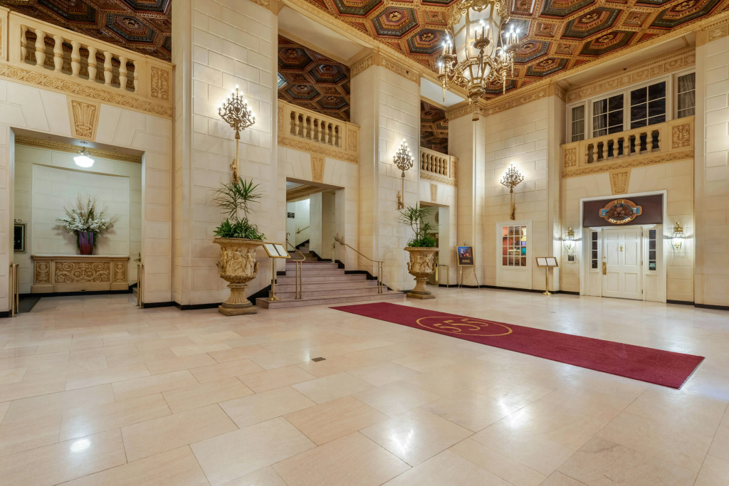 photo 1 of Omni William Penn Hotel