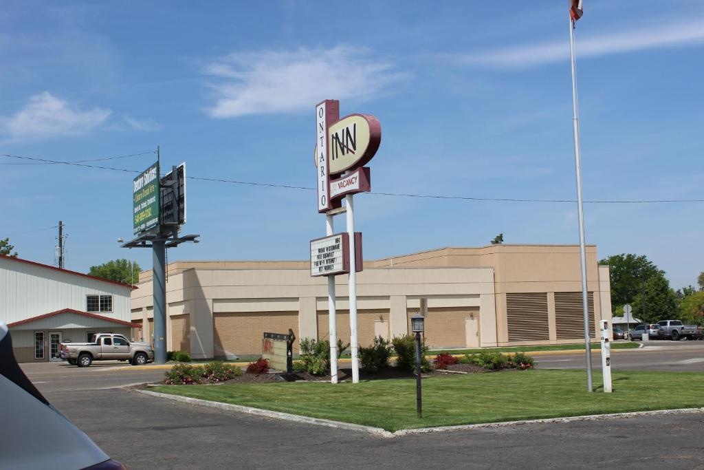 photo 1 of Ontario Inn