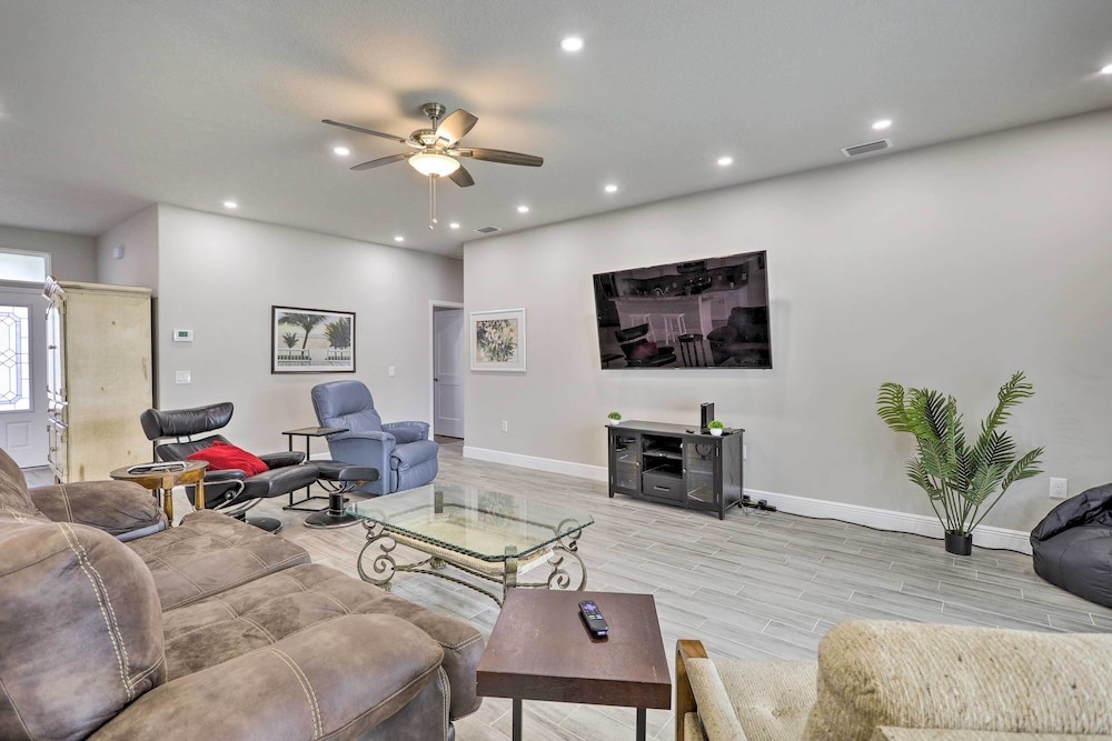 photo 1 of Palm Bay Home w/ Patio & Yard - 12 Mi to Beach!