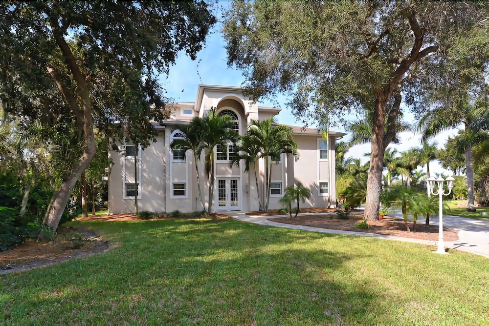 photo 1 of Palmasolaparadise 7 Bedrooms 4 Bathrooms Home